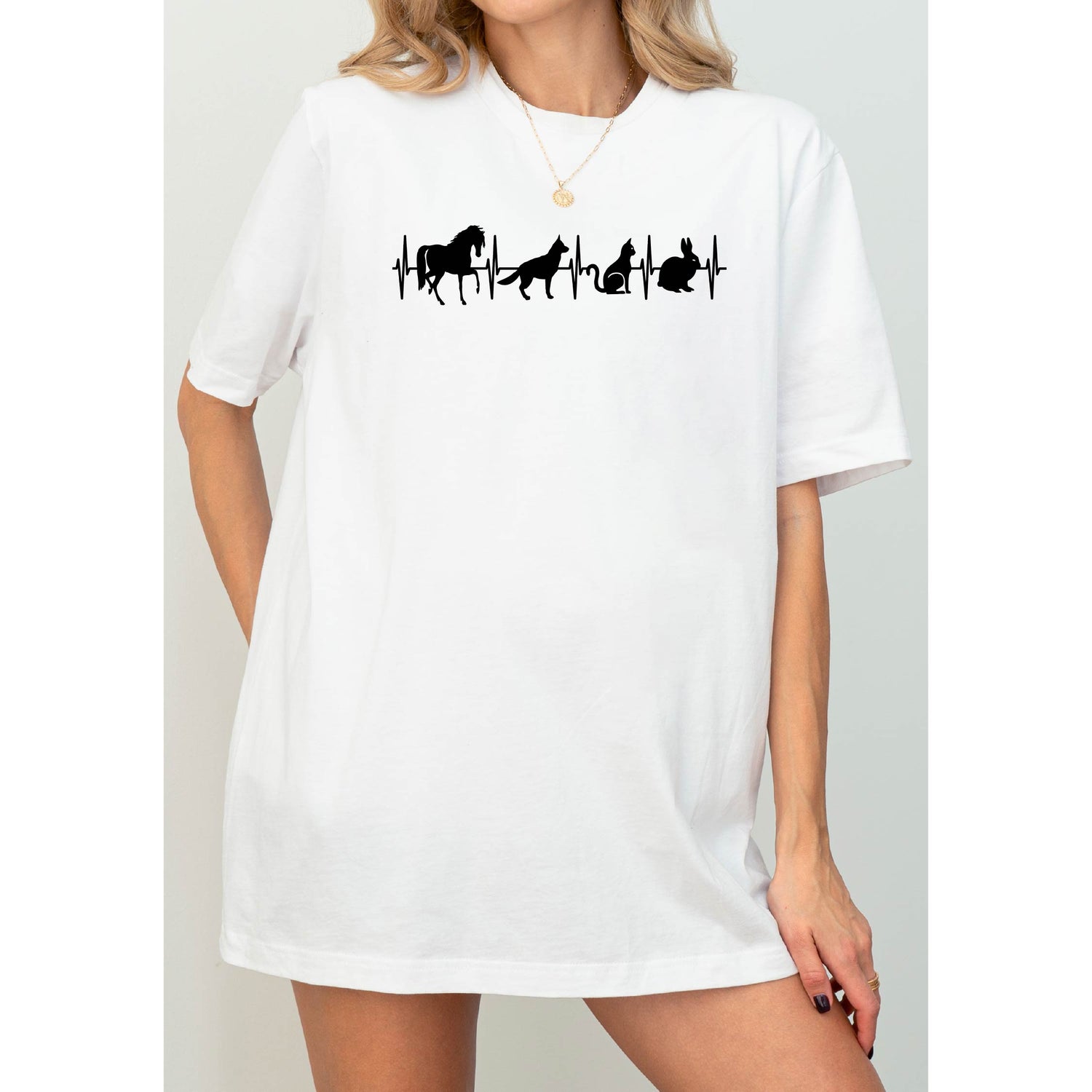 Animal Heartbeat T-Shirt: Vet Tech Gift, Dog Cat Mom Tee