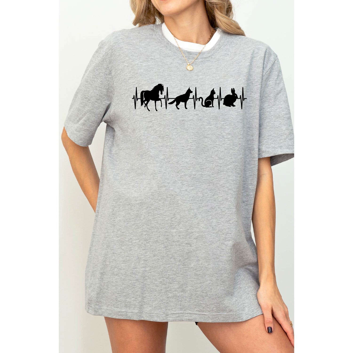 Animal Heartbeat T-Shirt: Vet Tech Gift, Dog Cat Mom Tee