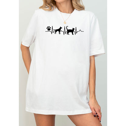 Animal Heartbeat T-Shirt: Vet Tech Gift, Dog Cat Mom Tee